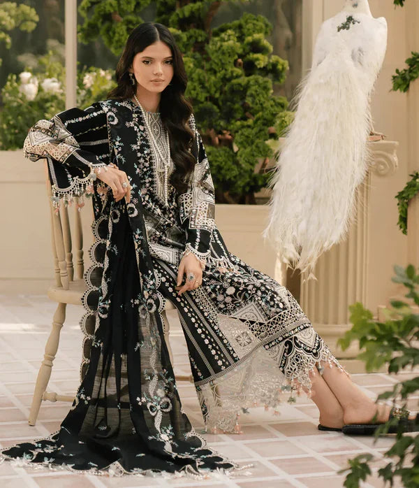 Fareesa Luxury Lawn Embroidered 3 PC FS5060