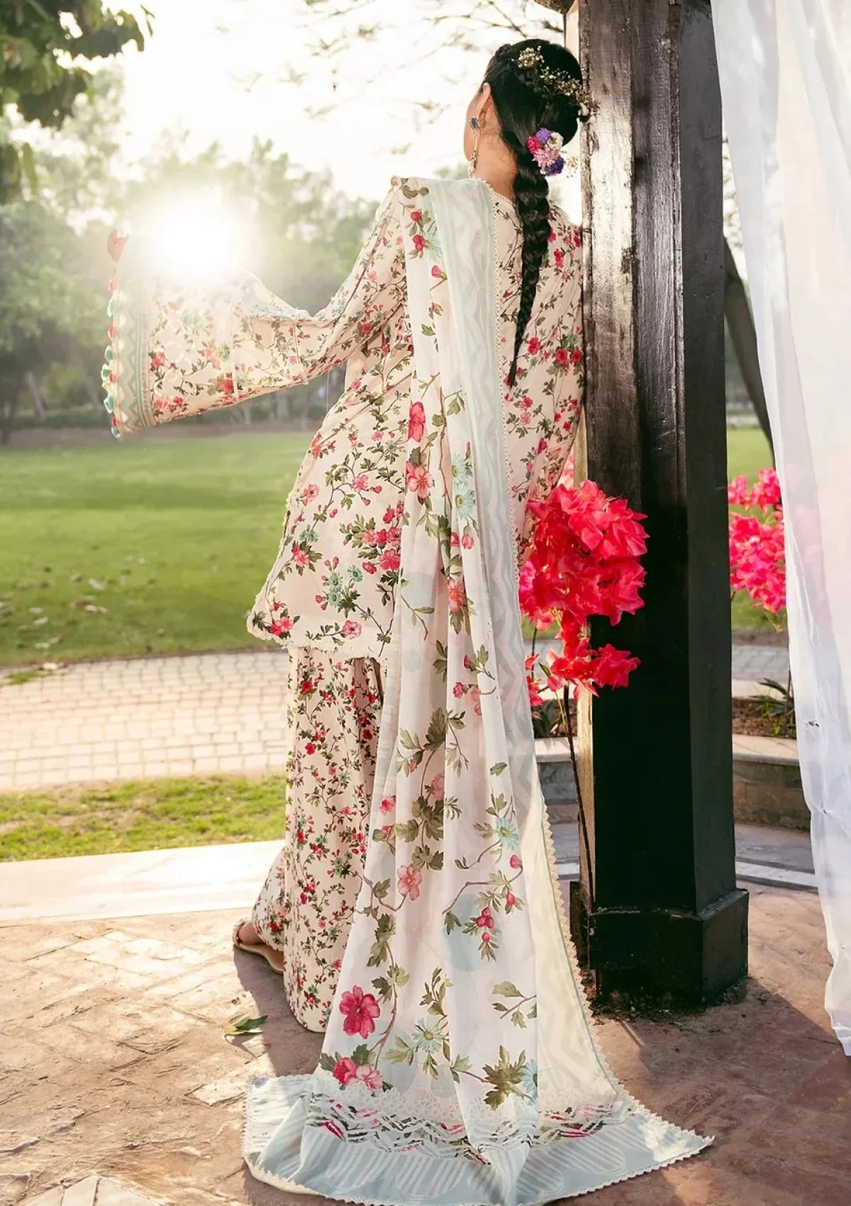 Noor-e-Bahar Floral Lawn Suit -FS1133