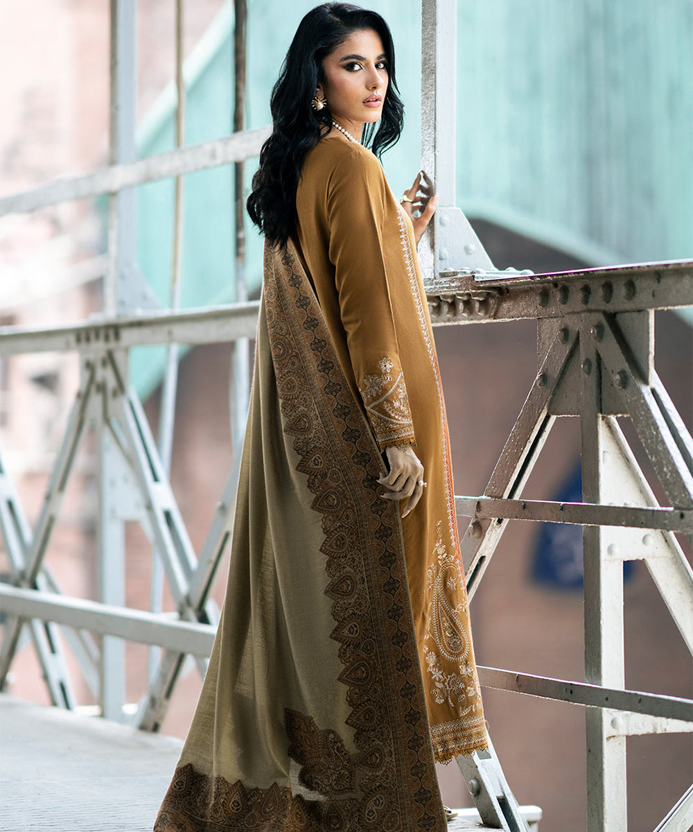 Lawn 3PC Embroidered Shirt with Digital Printed Jacquard Dupatta – ZC1184