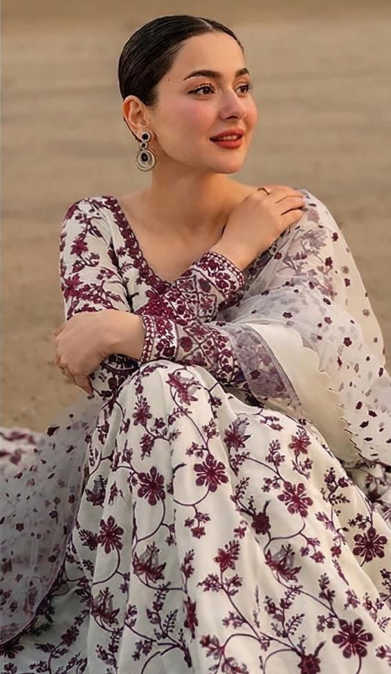 Faiza Saqlain Lawn 3pc Unstitched Embroidered Suit with Chiffon Dupatta PND108