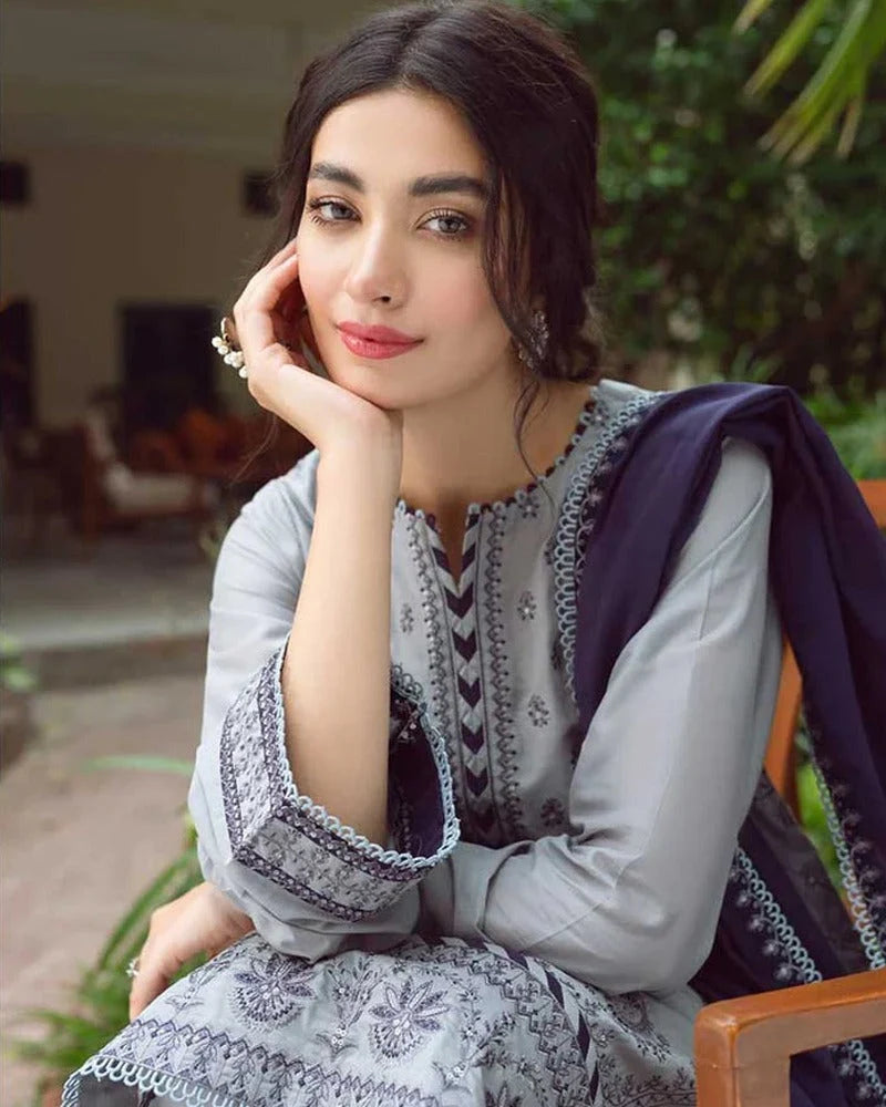 Lawn-3PC Embroidered with Chiffon Embroidered Dupatta-SS1117