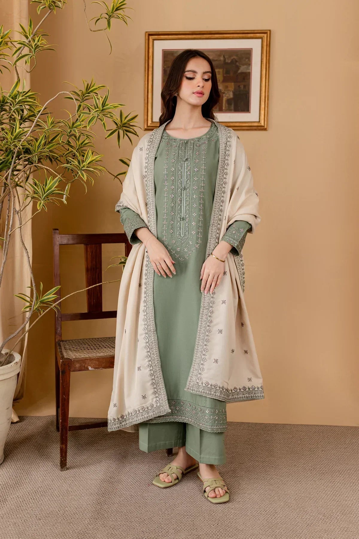 Batik Luxe 3PC Dhanak Embroidered Dress with Embroidered Dupatta – ZC1318