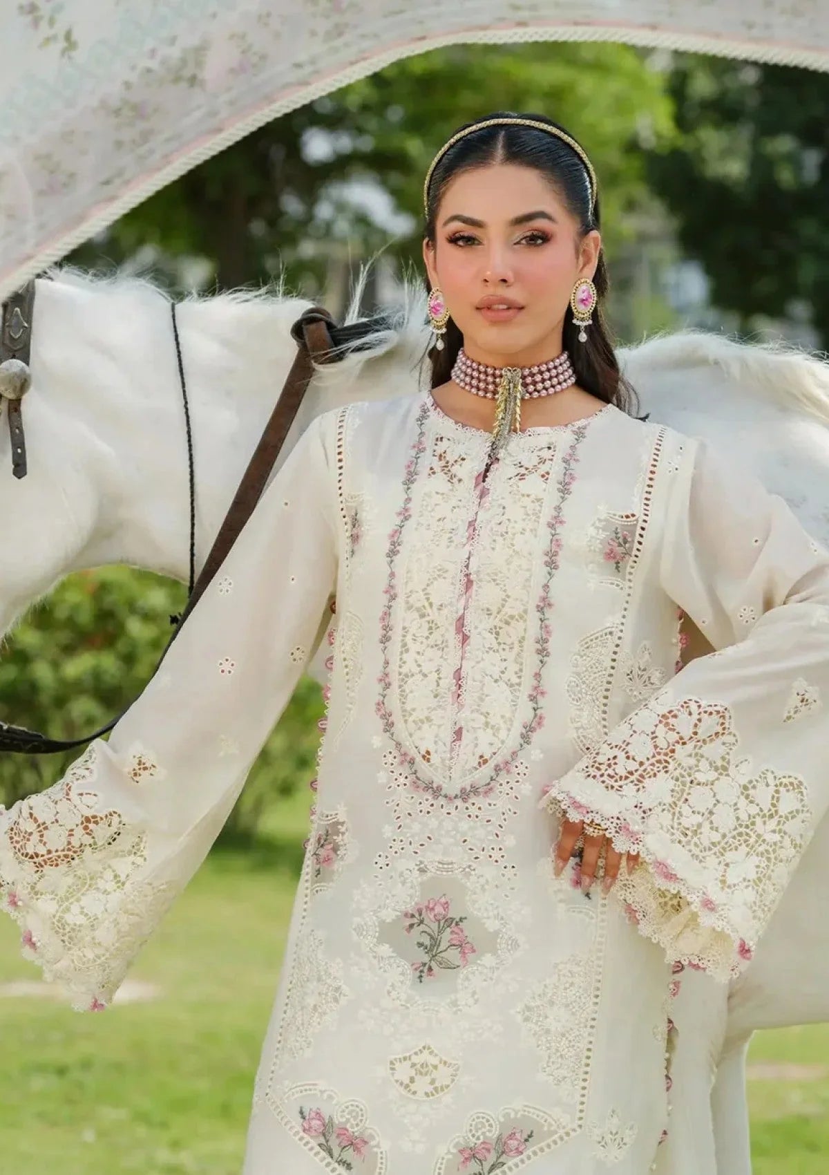 Lawn-3PC Chikankari Embroidered With Digital Printed Jacquard Dupatta-SS5202