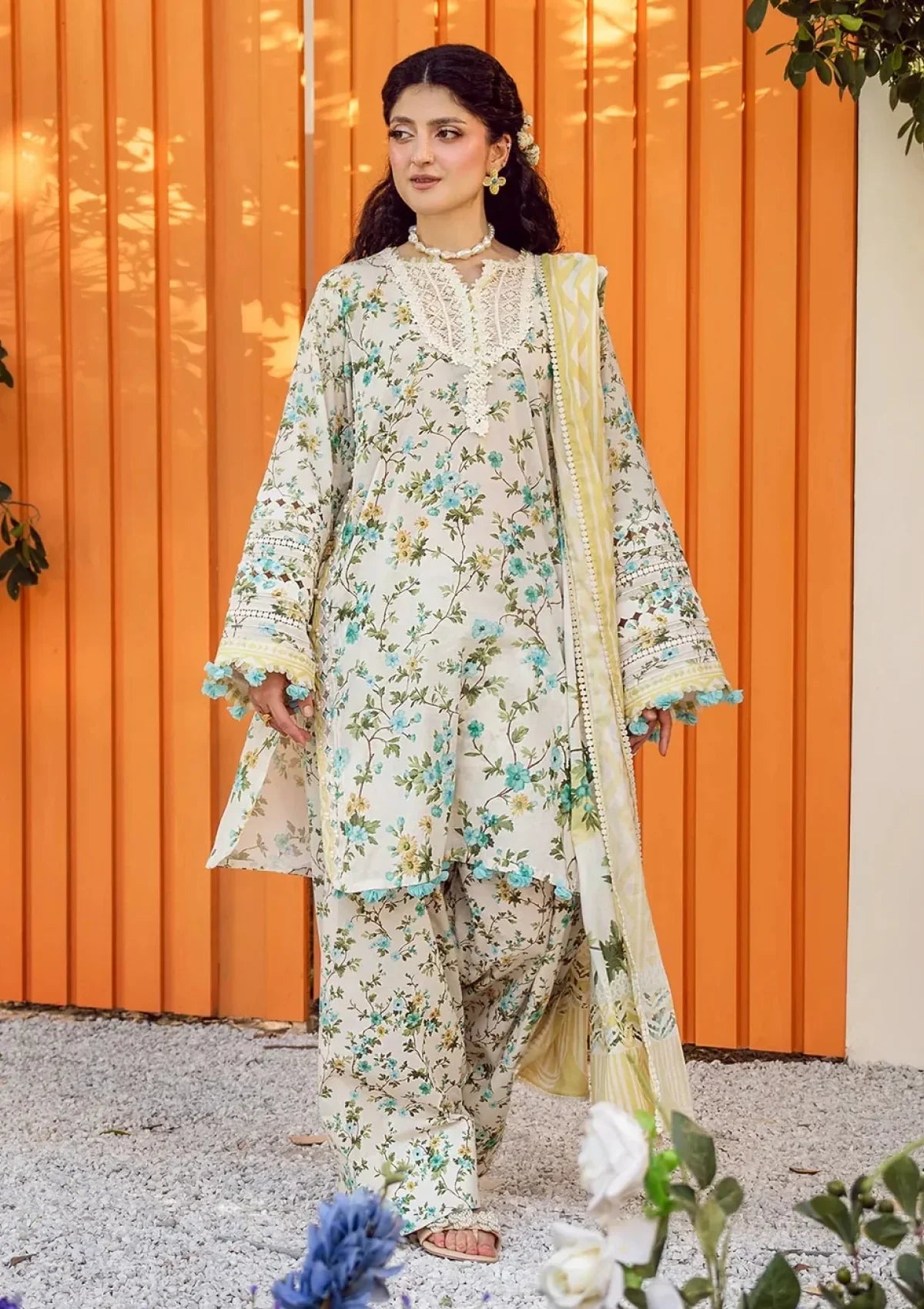 Azure Garden Floral Lawn - FS1135