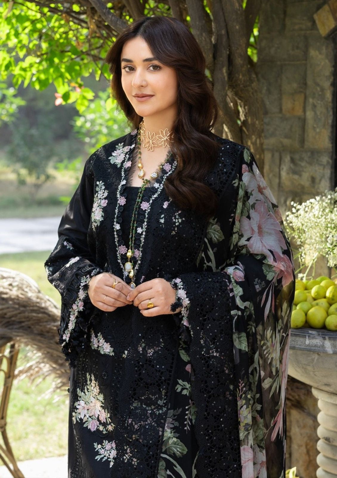 Eilaf Lawn 3pc Unstitched Embroidered with Monark Dupatta PND115
