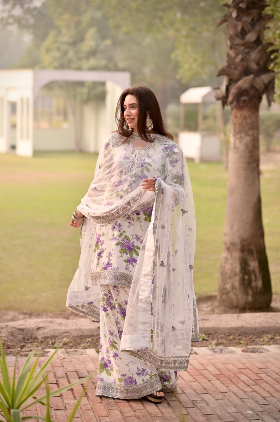 Aneela’s Lawn 3pc Unstitched Embroidered with Chiffon Dupatta PND103