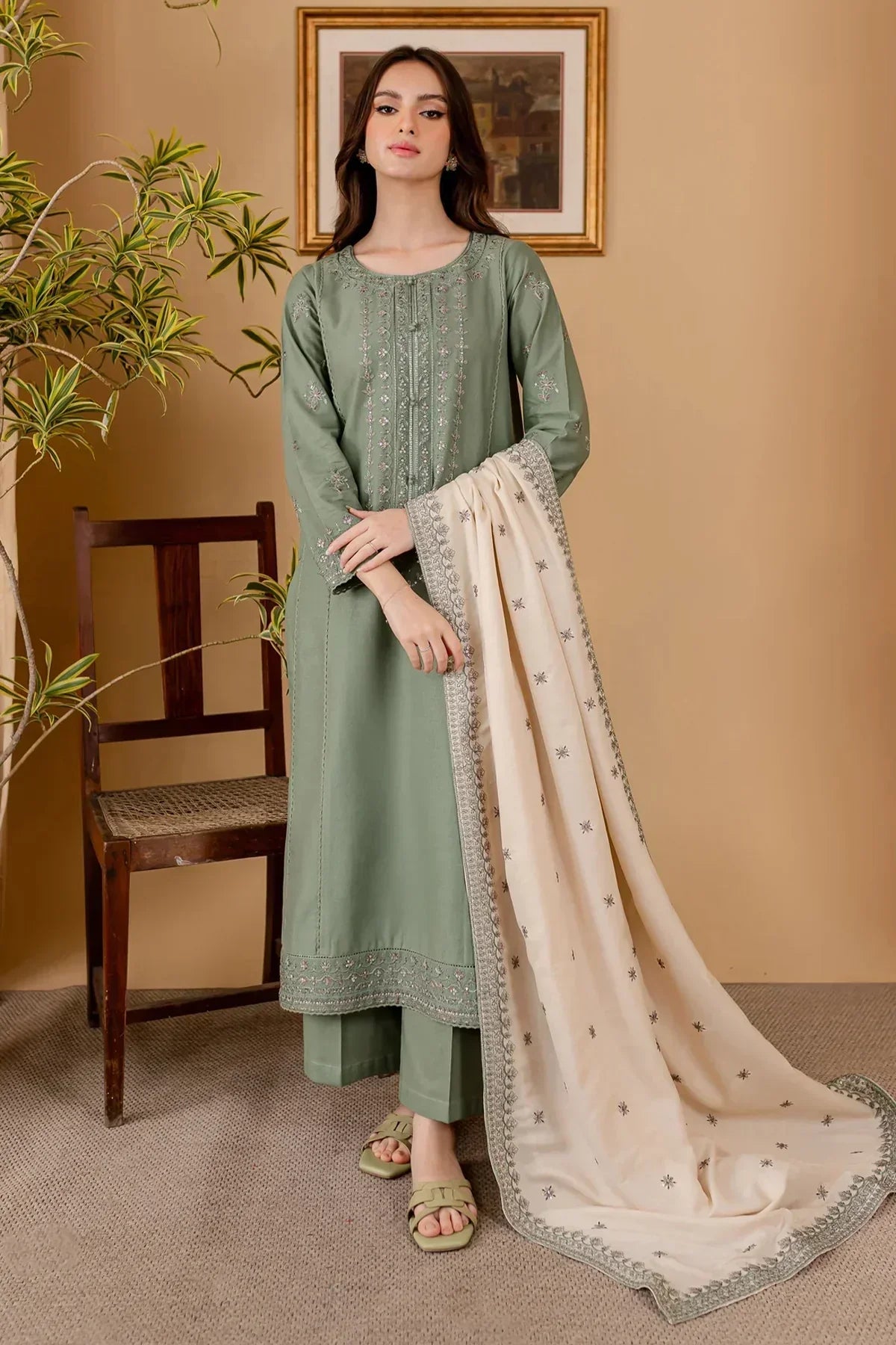 Batik Luxe 3PC Dhanak Embroidered Dress with Embroidered Dupatta – ZC1318
