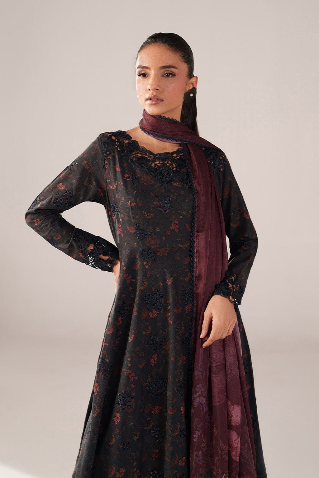 IZNIK Lawn 3pc Unstitched Embroidered Suit with Chiffon Dupatta PND109
