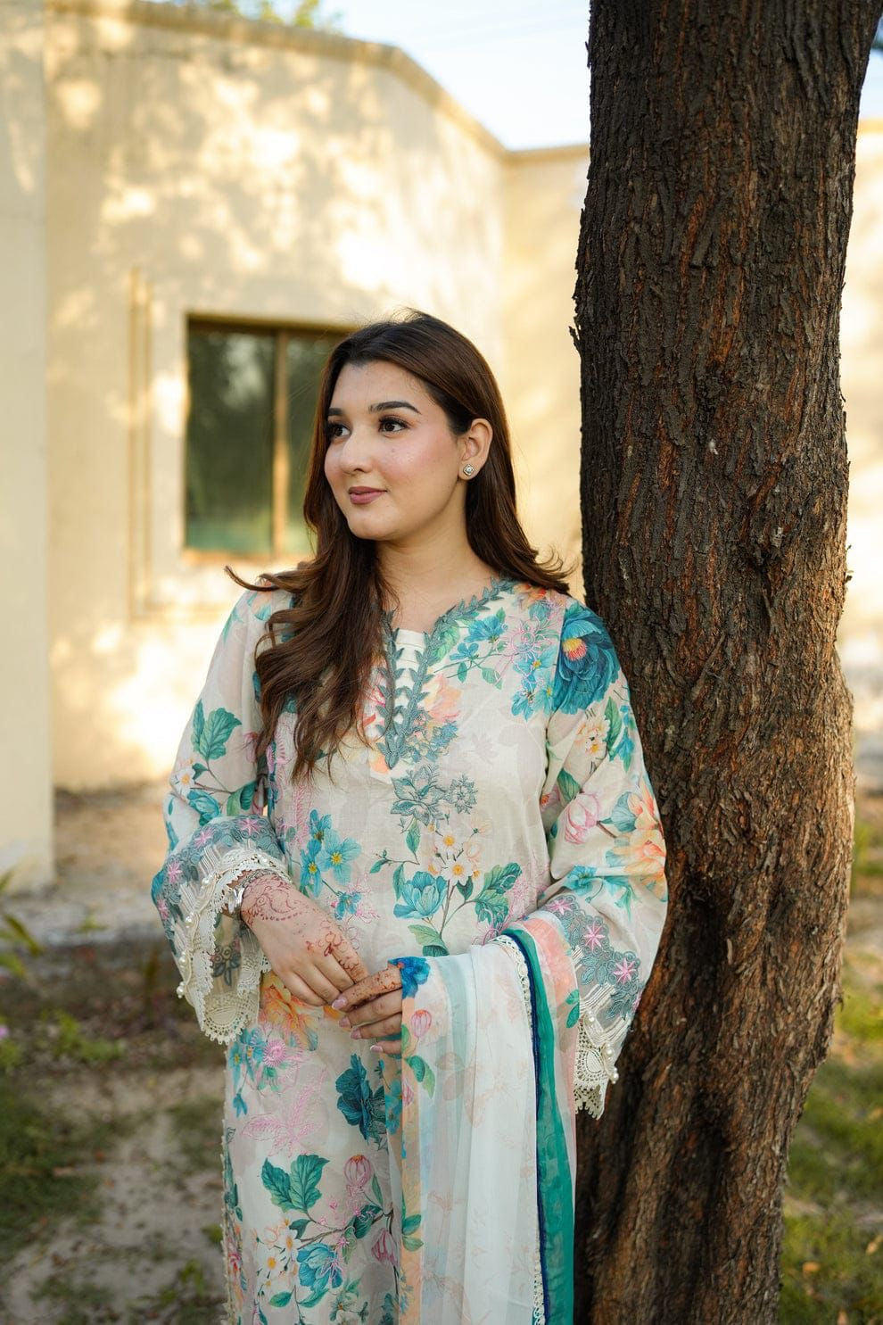 Aneela’s Lawn 3pc Unstitched Embroidered with Chiffon Dupatta PND111