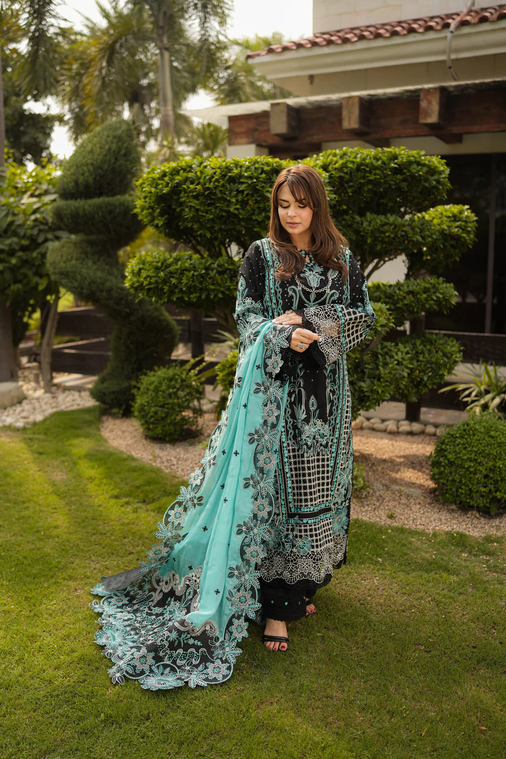 Aneela's 3 piece embroidered suit FS700