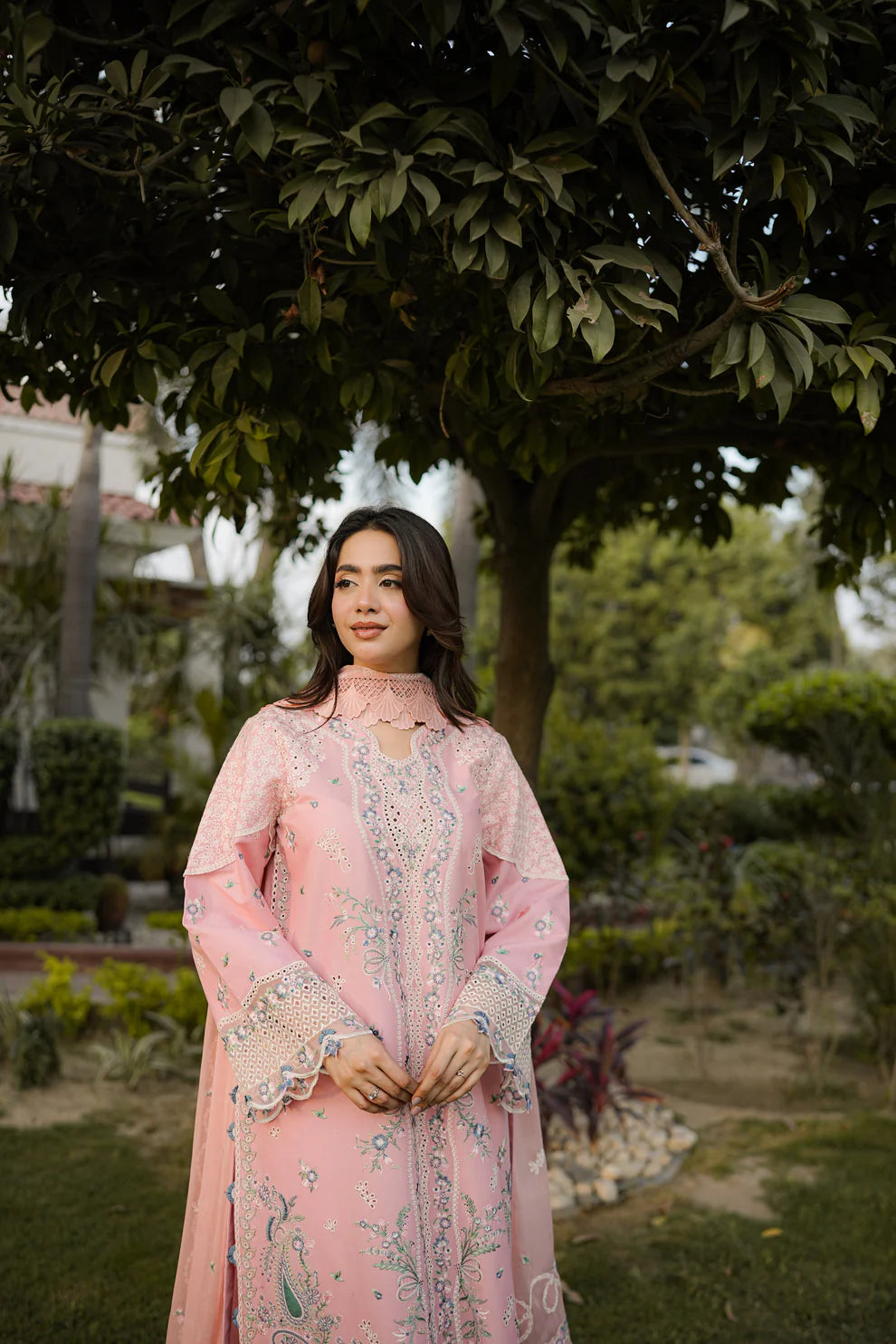 Aneela's 3 piece embroidered suit FS685