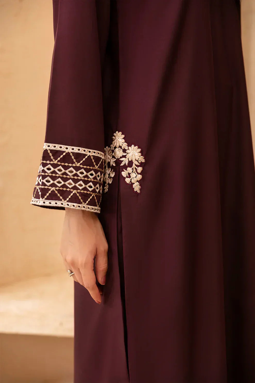 Azure Dhanak 2PC Embroidered Ensemble – ZC660