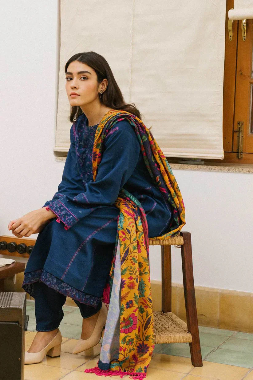 Zara Shahjahan 3PC Dhanak Embroidered Shirt with Digital Printed Shawl – ZC217