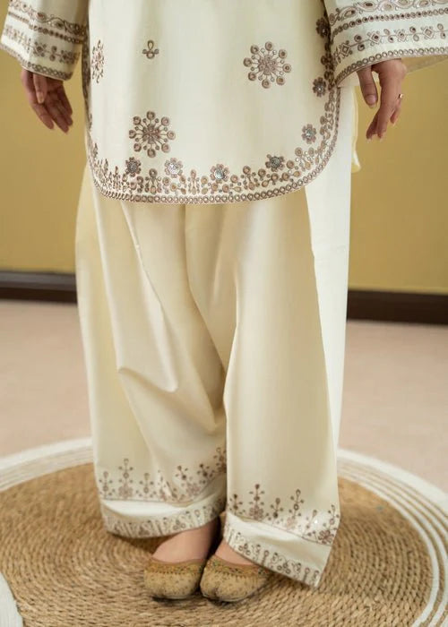 Lawn-2PC Embroidered Suit-SS5333